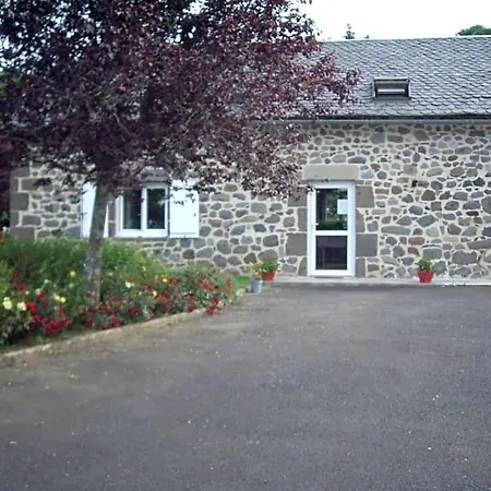 فندق مبيت وإفطار Ferme De Lamourio