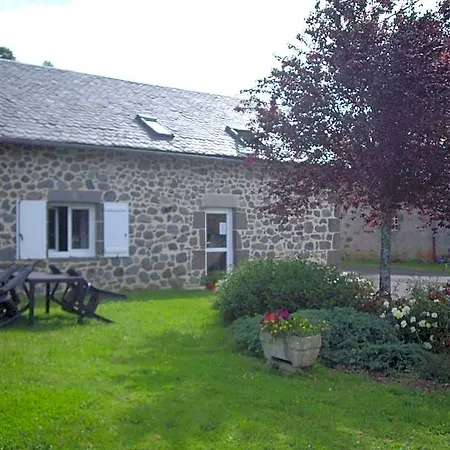 Ferme De Lamourio فندق مبيت وإفطار