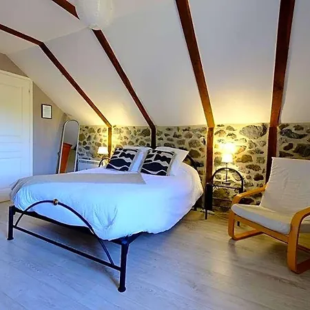 Ferme De Lamourio Saint-Cernin (Cantal)